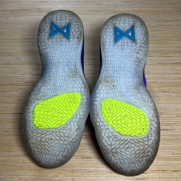 Nike Men’s PG 2 Mamba Mentality Sneakers 11 - Picture 11 of 12